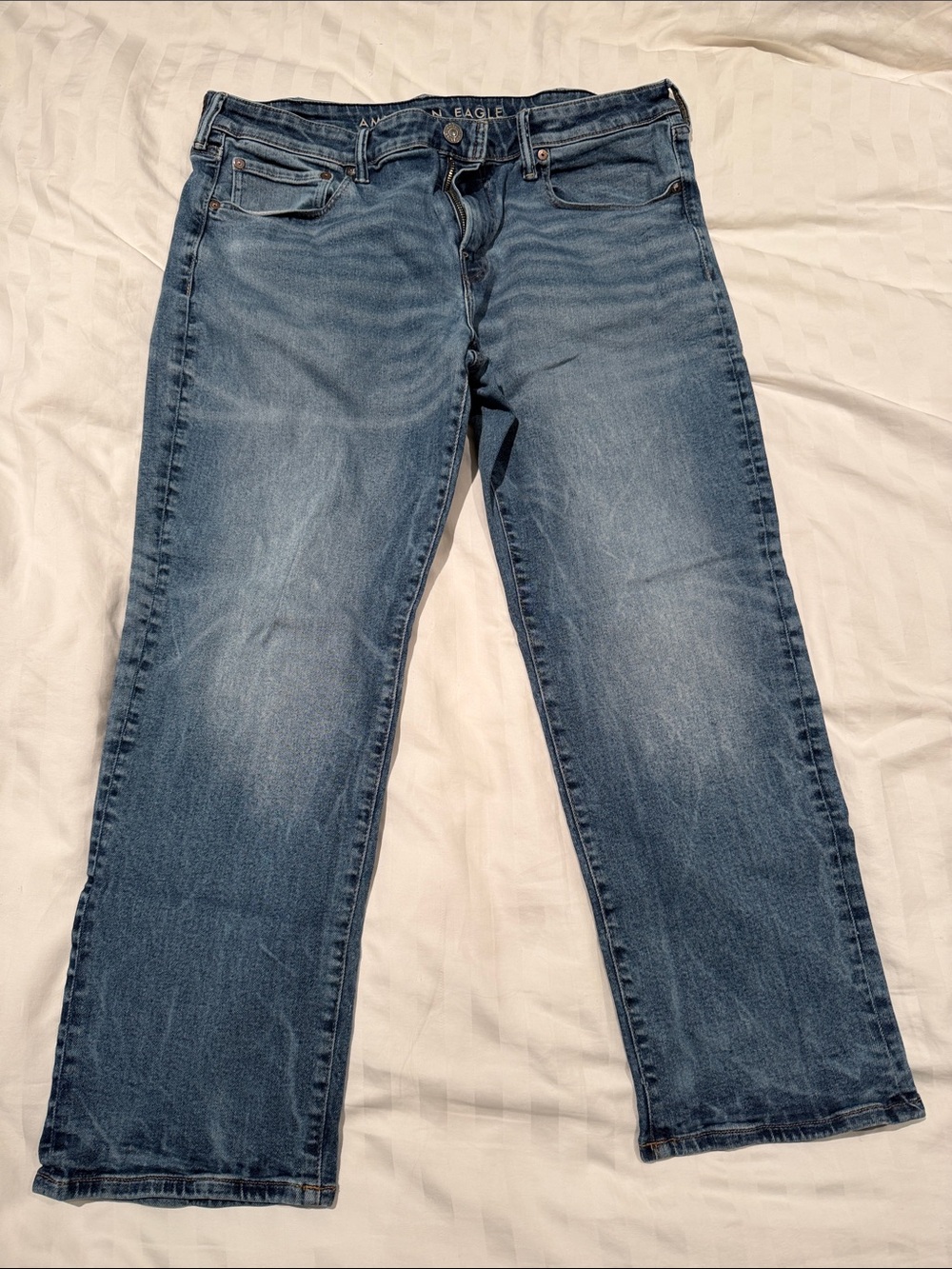 American Eagle Original Straight Leg Jeans 38 x 30 - Medium Blue